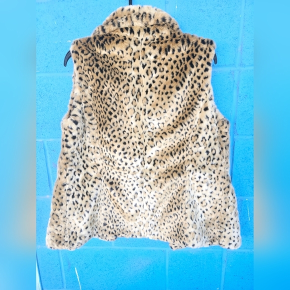 Kristen Blake Woman's Vest Medium FauxFur Animal Print Full Zip Pocket - Picture 7 of 11